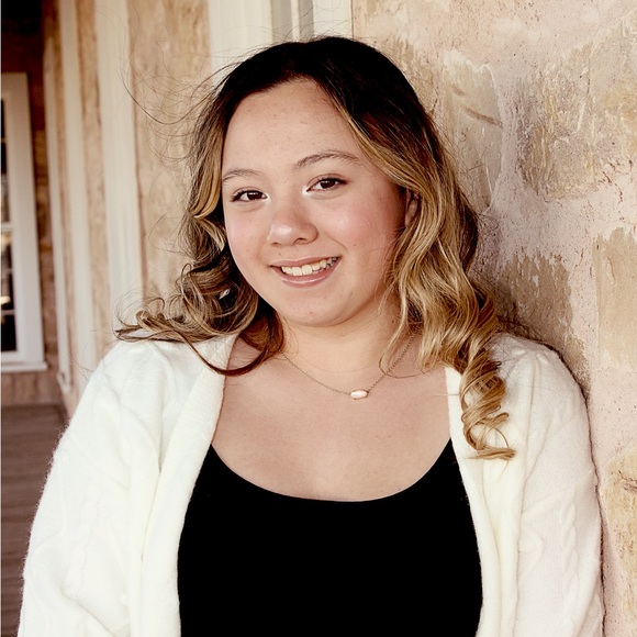 Meet your Posher, Kailah - Picture 1 of 1